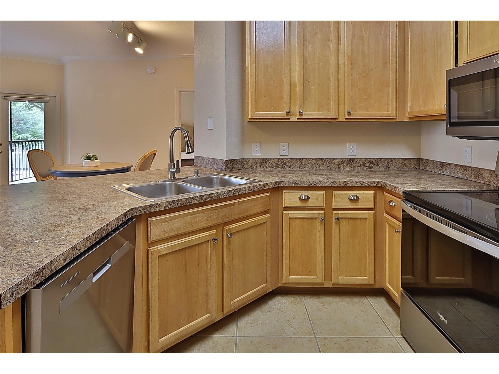 2407 Courtney Meadows Court #103 Tampa FL 33619 TB8497021 image13