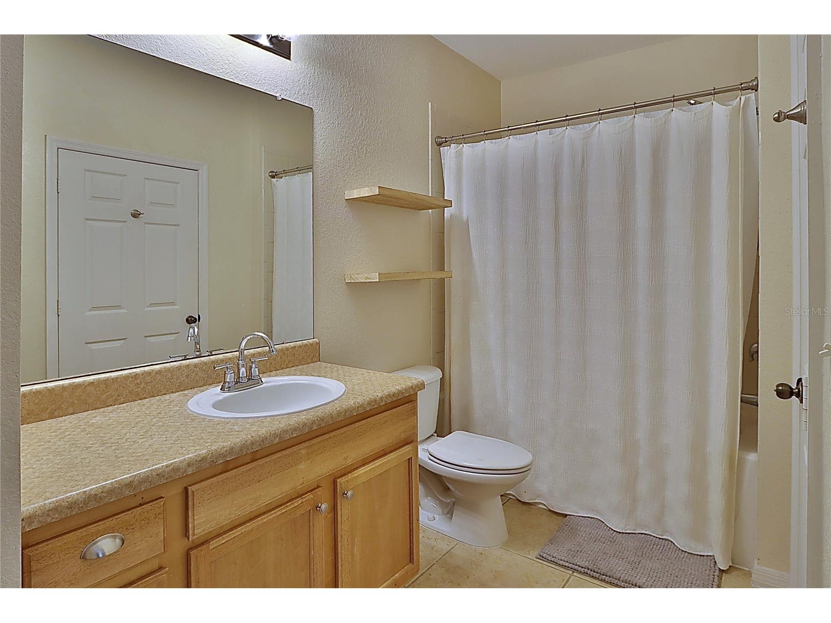 2407 Courtney Meadows Court #103 Tampa FL 33619 TB8497021 image19