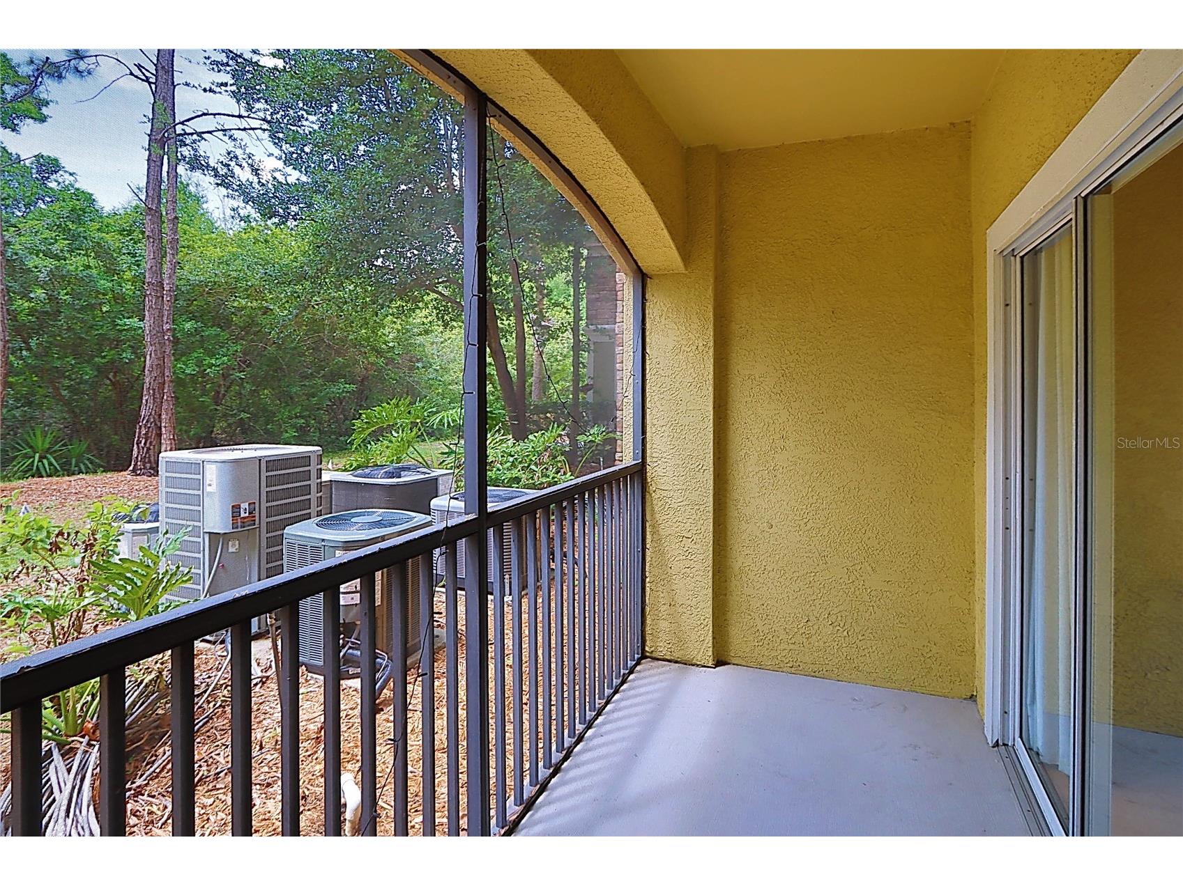 2407 Courtney Meadows Court #103 Tampa FL 33619 TB8497021 image22