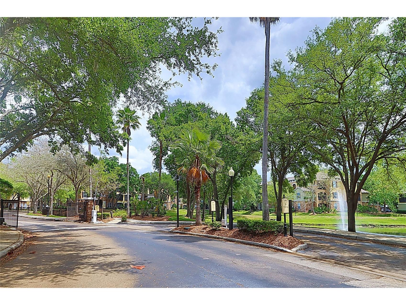 2407 Courtney Meadows Court #103 Tampa FL 33619 TB8497021 image29