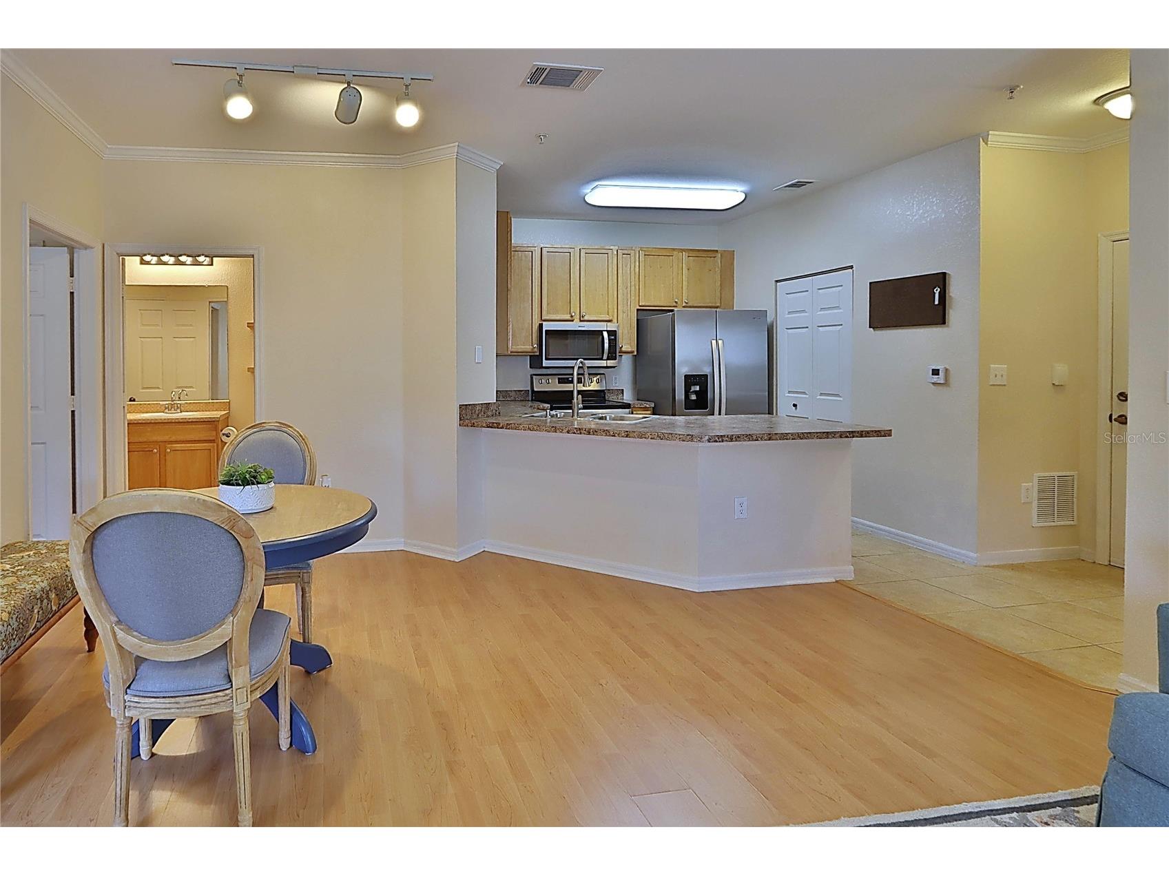 2407 Courtney Meadows Court #103 Tampa FL 33619 TB8497021 image7