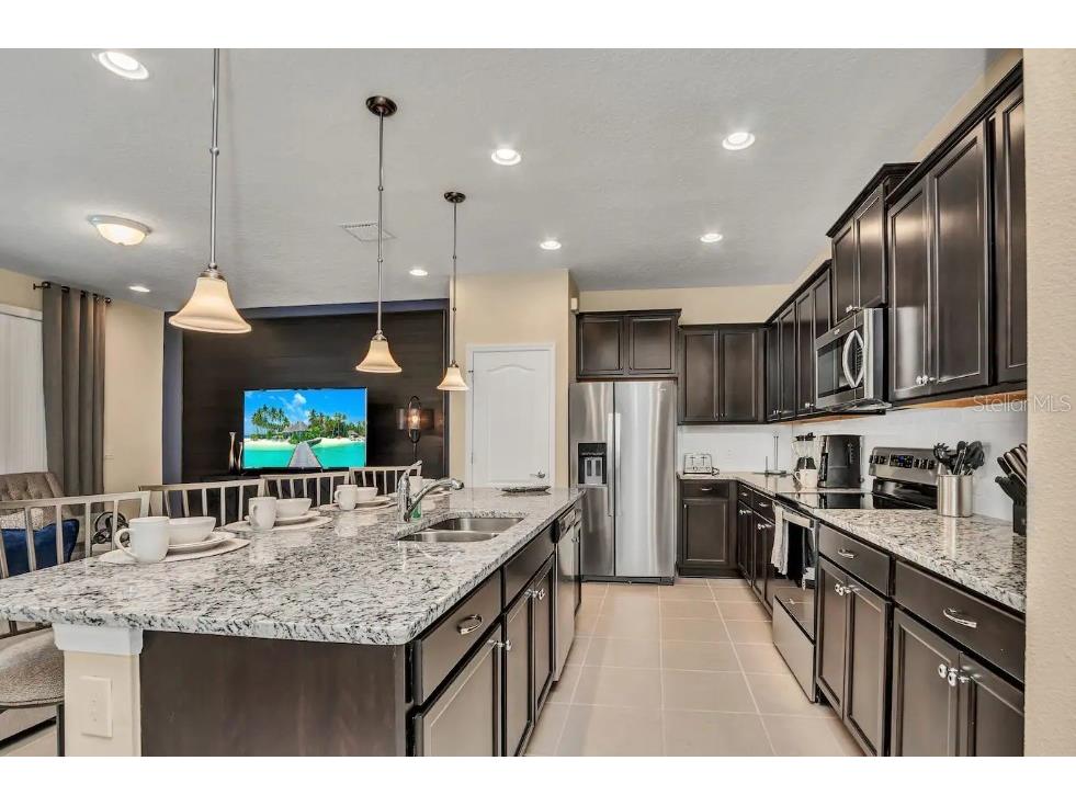 2407 Dubai Street Kissimmee FL 34747 O6398836 image2