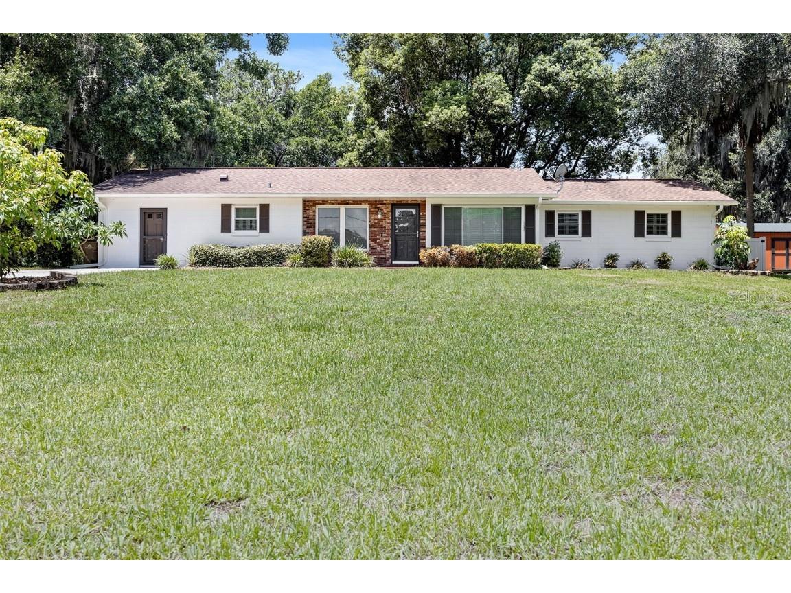 2407 N Griffin Drive Leesburg FL 34748 - LAKE GRIFFIN G5084231 image1
