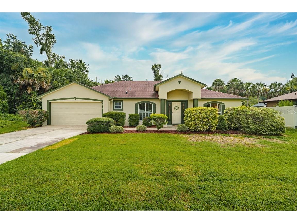 2407 Pine Tree Drive Edgewater FL 32141 O6325194 image1
