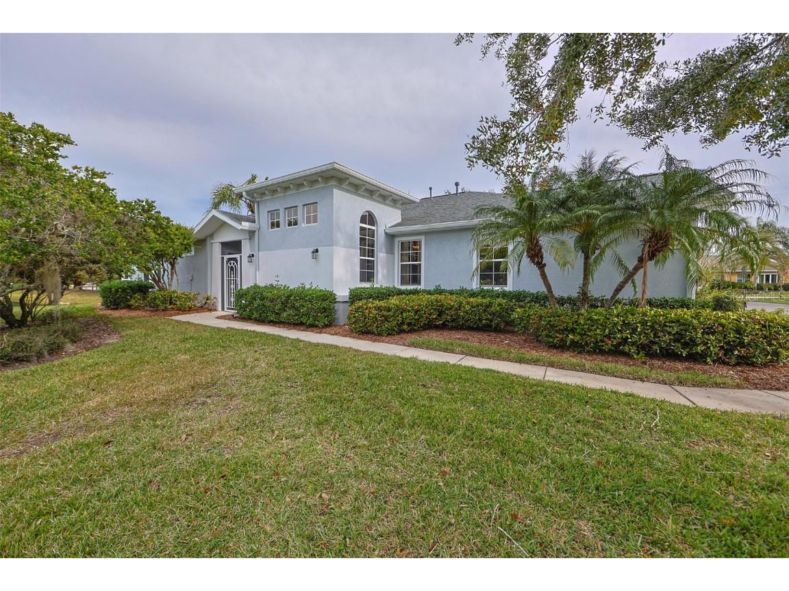 2407 Sifield Greens Way Sun City Center FL 33573 T3493320 image1