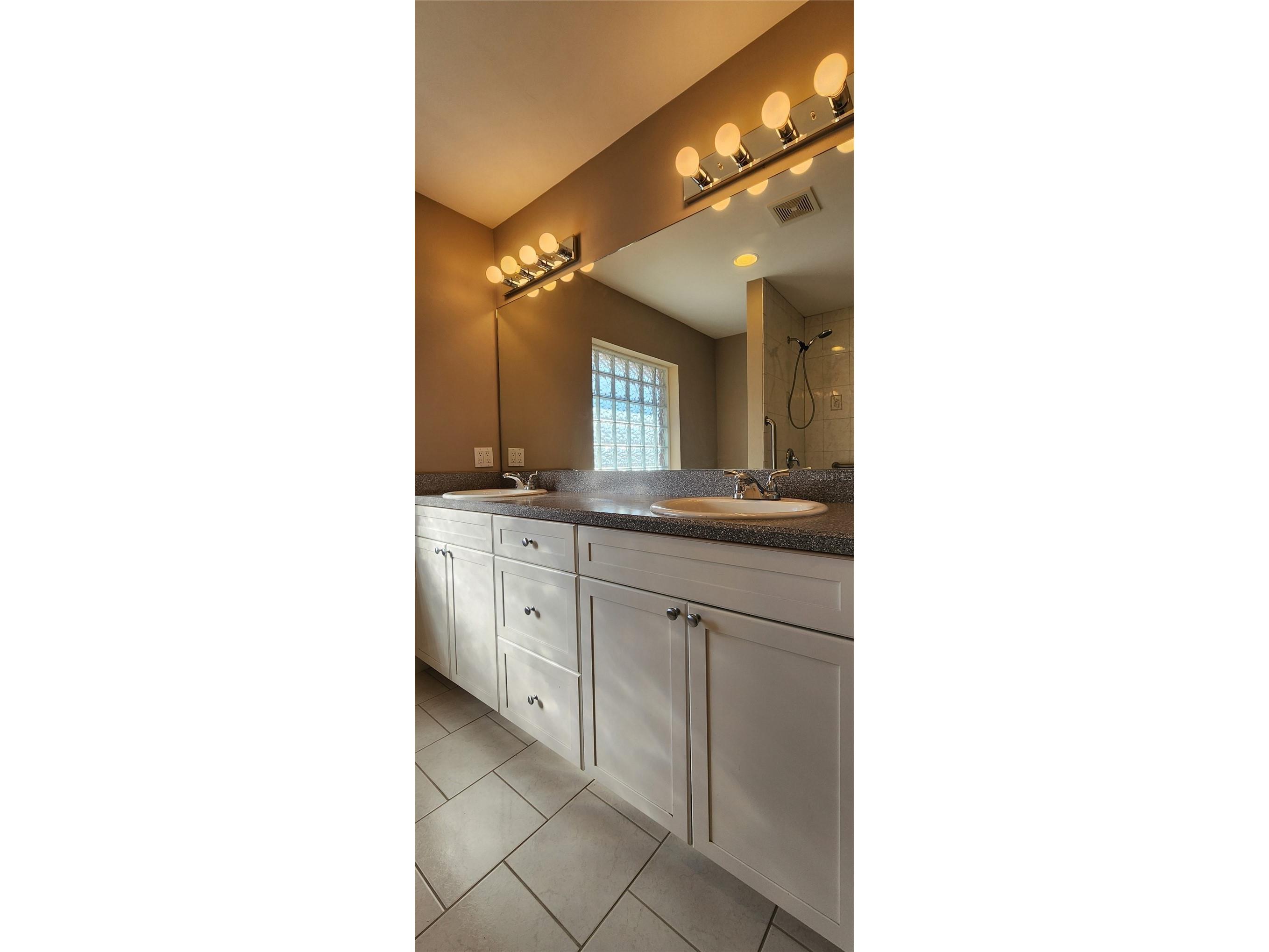 24077 NW 94th Avenue Alachua FL 32615 GC537482 image16