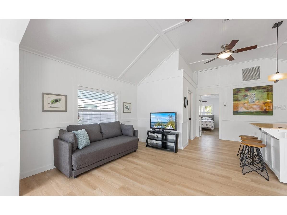 2408 Avenue B Bradenton Beach FL 34217 A4641533 image10