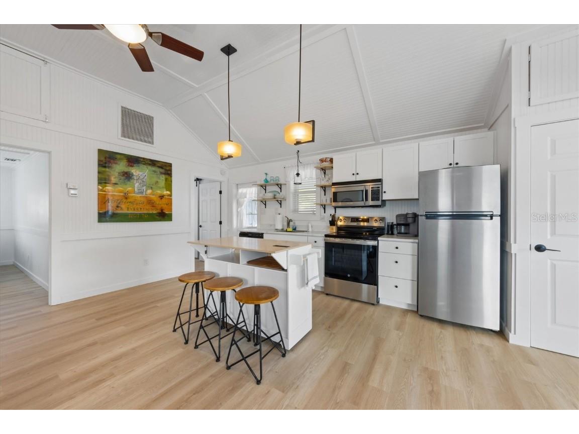 2408 Avenue B Bradenton Beach FL 34217 A4641533 image12