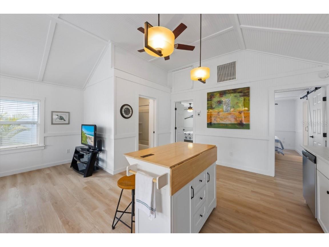 2408 Avenue B Bradenton Beach FL 34217 A4641533 image13