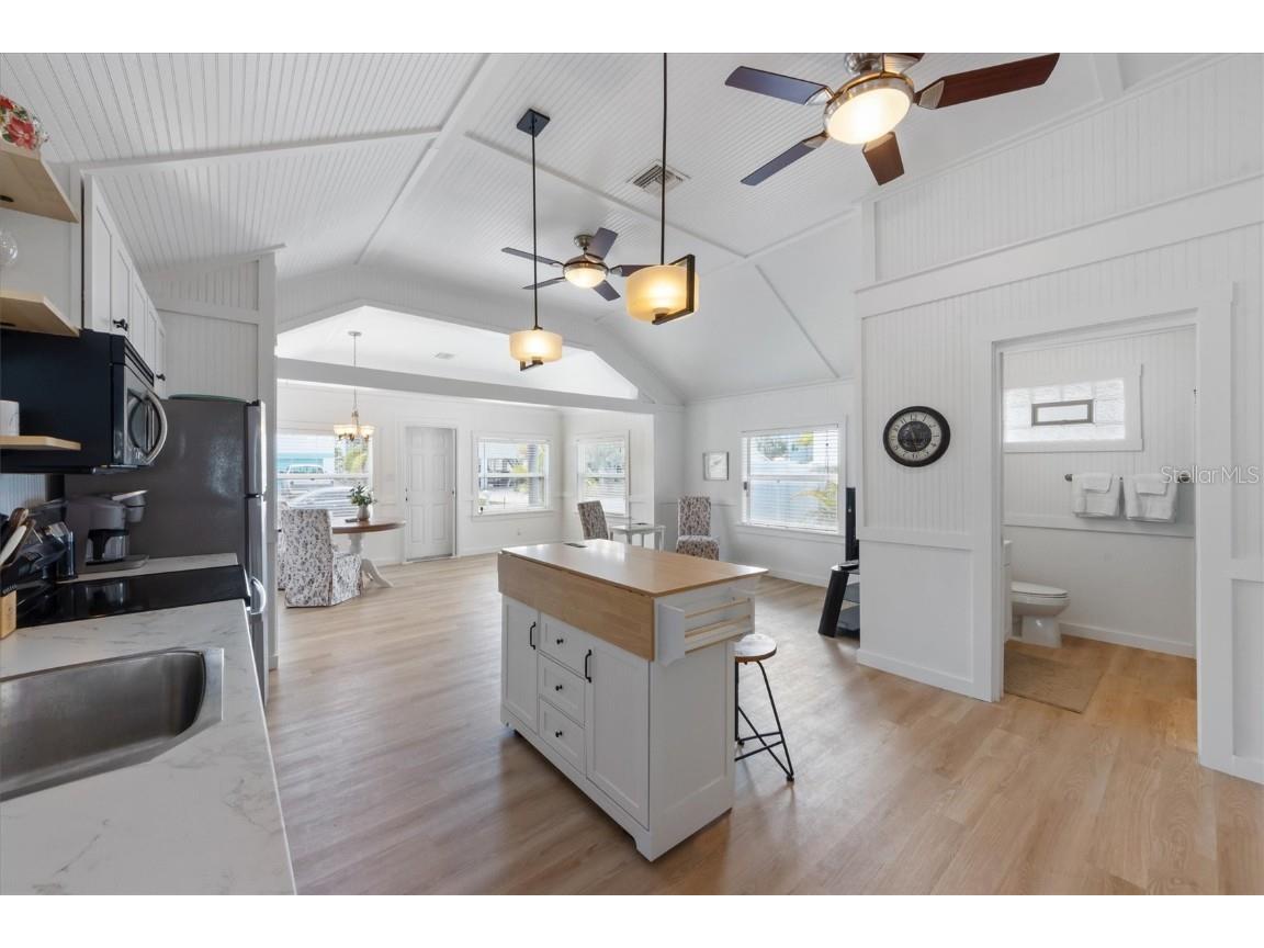 2408 Avenue B Bradenton Beach FL 34217 A4641533 image16