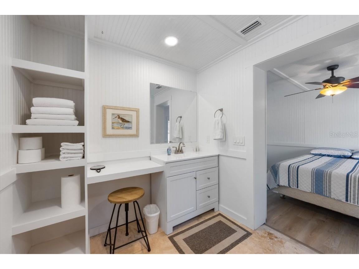 2408 Avenue B Bradenton Beach FL 34217 A4641533 image23