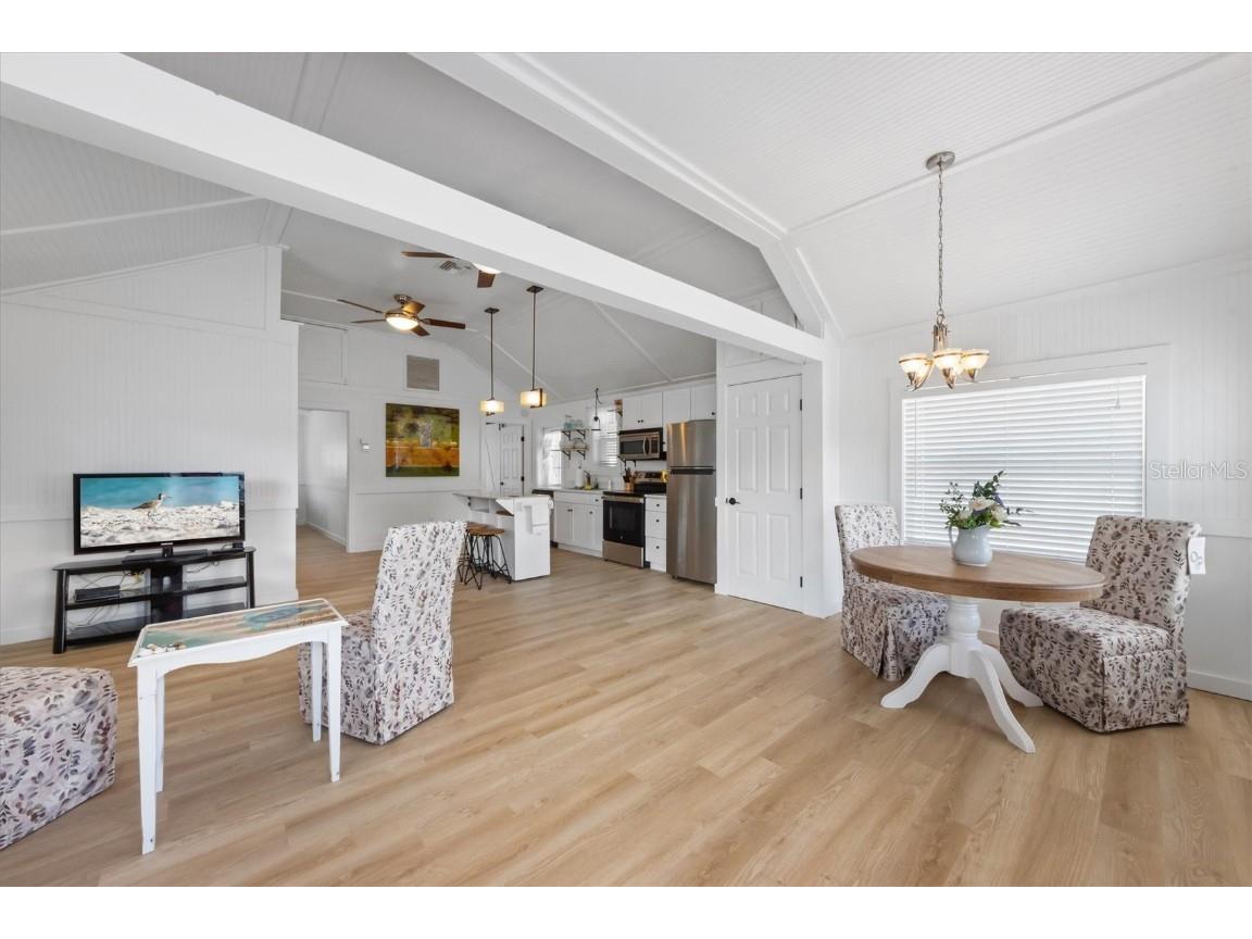 2408 Avenue B Bradenton Beach FL 34217 A4641533 image8