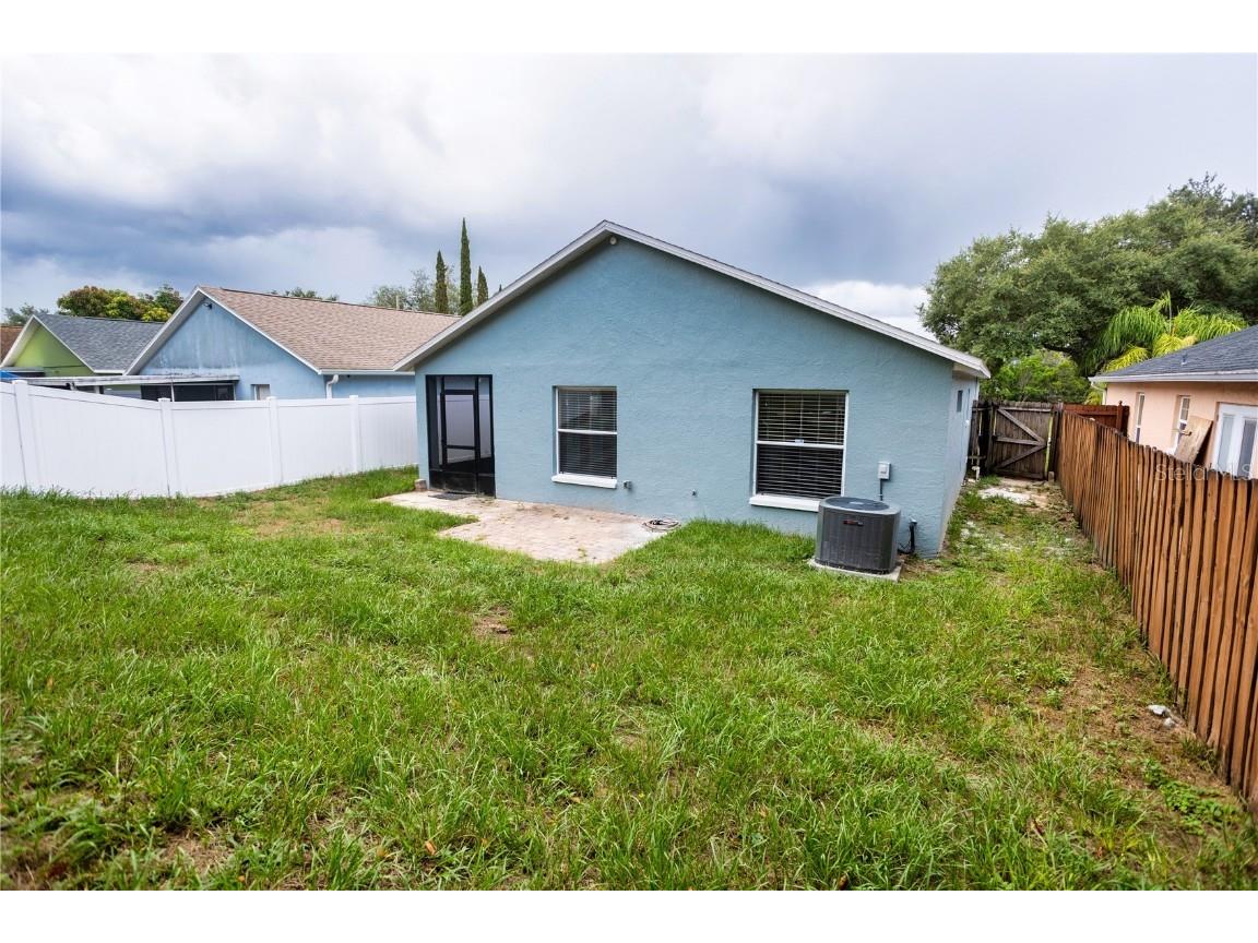 2408 Camden Oaks Place Valrico FL 33594 TB8450739 image42