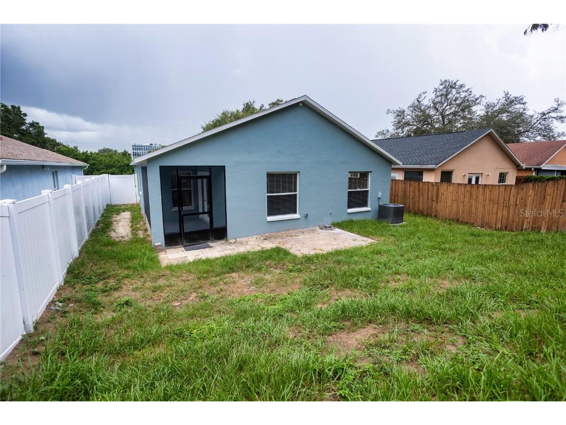 2408 Camden Oaks Place Valrico FL 33594 TB8450739 image43