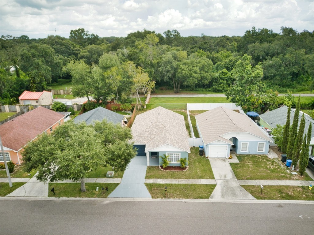 2408 Camden Oaks Place Valrico FL 33594 TB8450739 image5