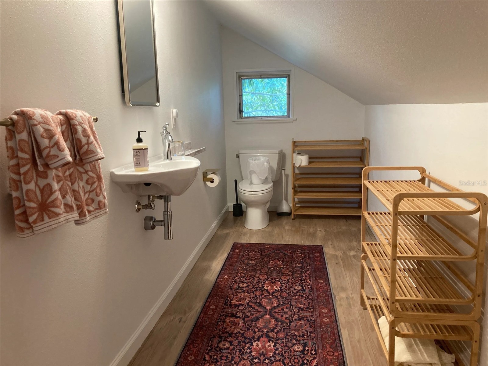 2408 Hillview Street Sarasota FL 34239 A4683579 image22