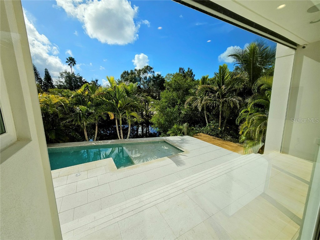 2408 Nassau Street Sarasota FL 34231 - PHILLIPPI CREEK O6314669 image36