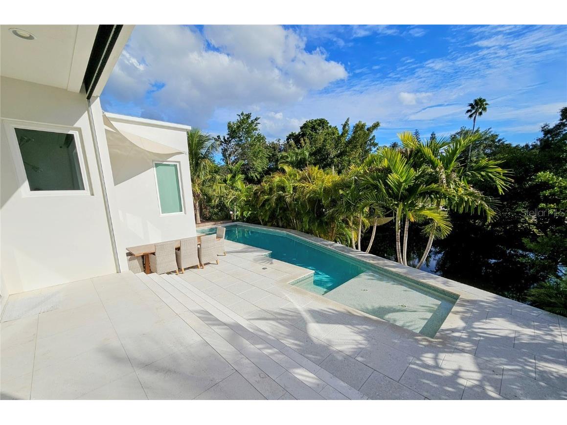 2408 Nassau Street Sarasota FL 34231 - PHILLIPPI CREEK O6314669 image38