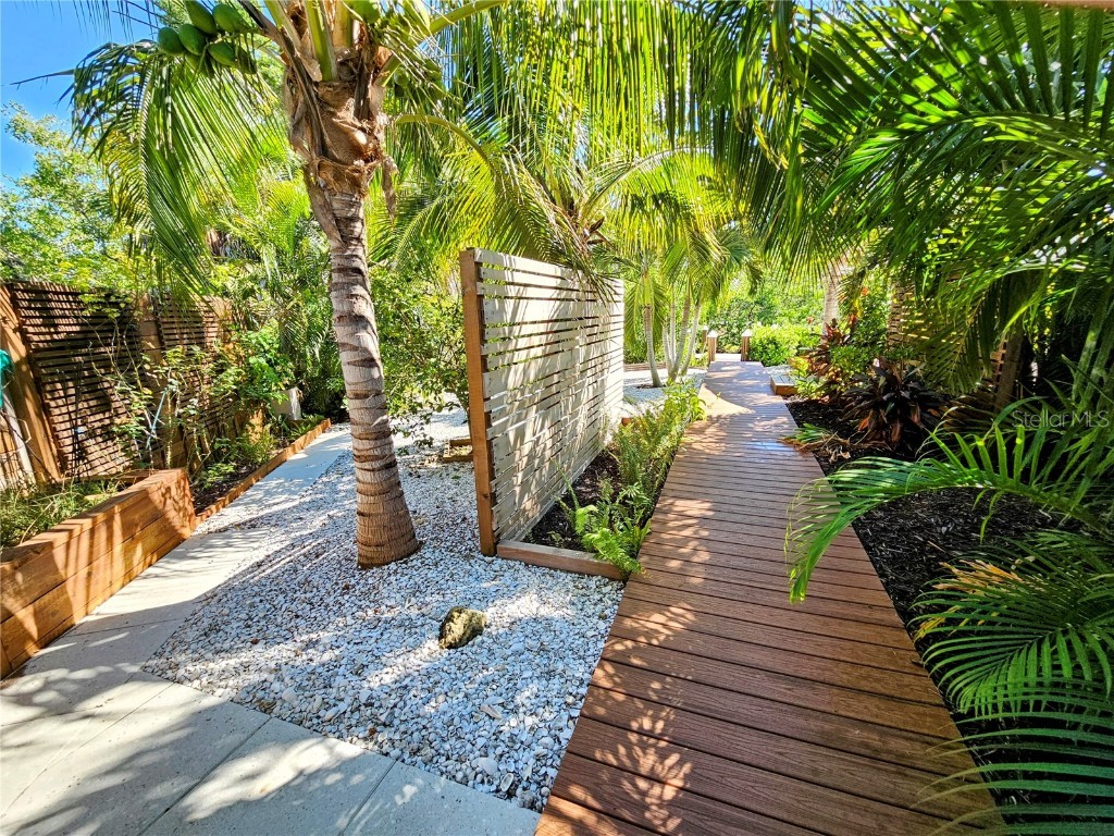 2408 Nassau Street Sarasota FL 34231 - PHILLIPPI CREEK O6314669 image46