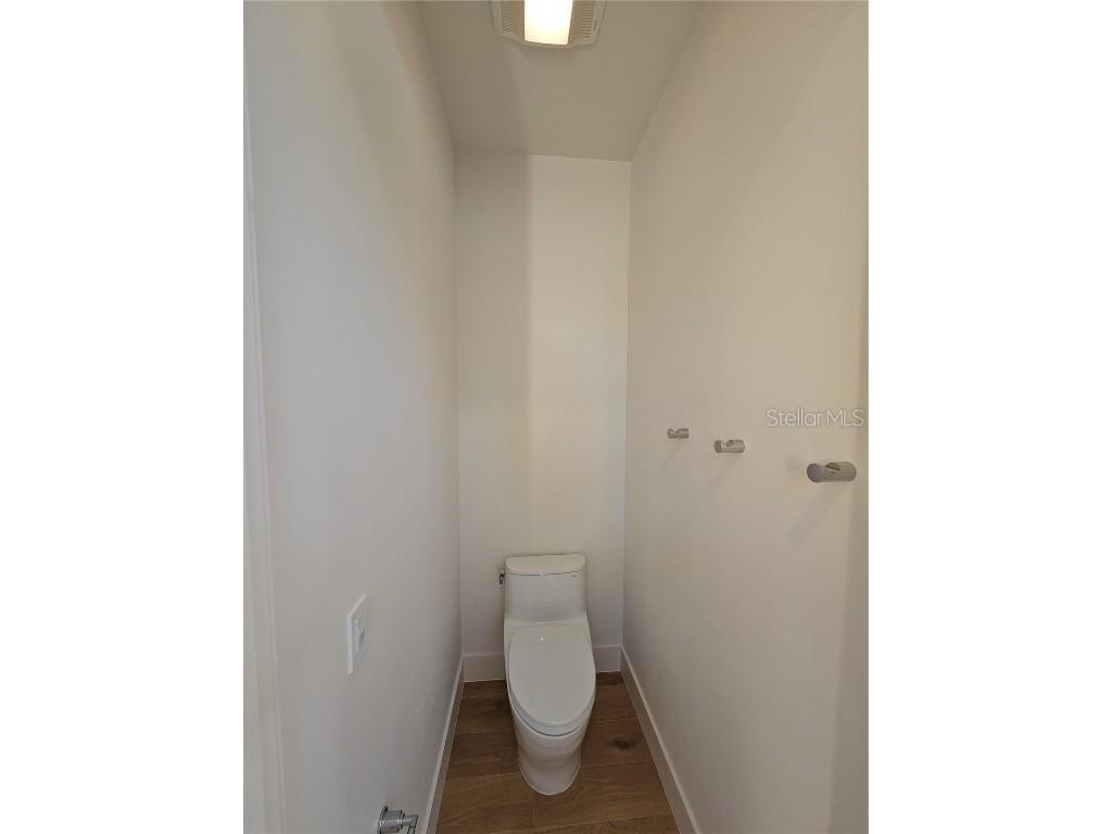 2408 Nassau Street Sarasota FL 34231 O6340899 image11