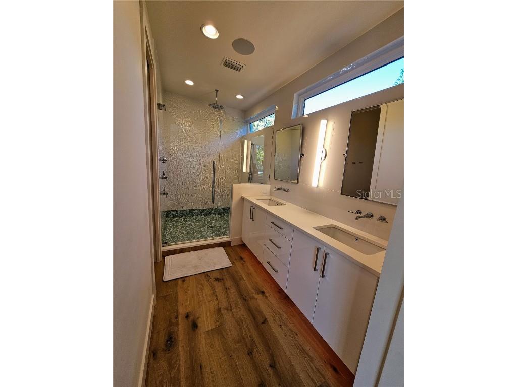 2408 Nassau Street Sarasota FL 34231 O6340899 image12