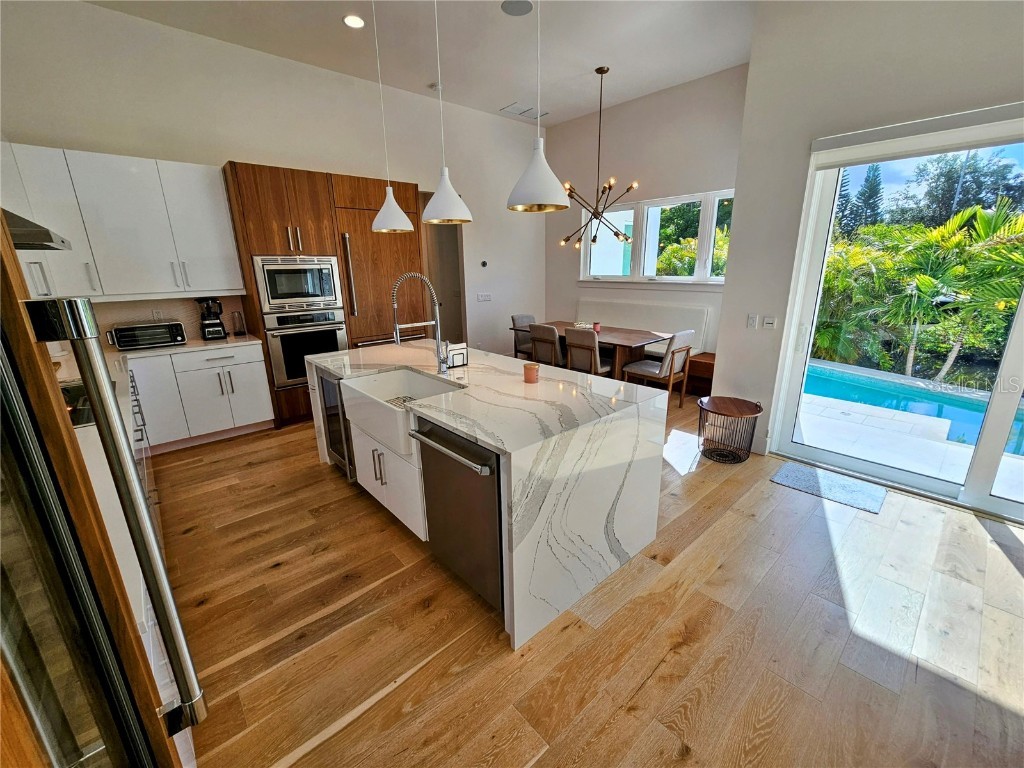 2408 Nassau Street Sarasota FL 34231 O6340899 image39