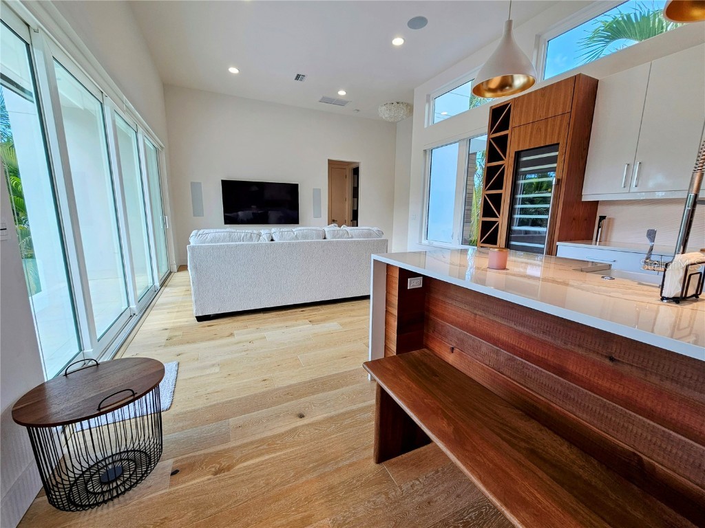 2408 Nassau Street Sarasota FL 34231 O6340899 image47