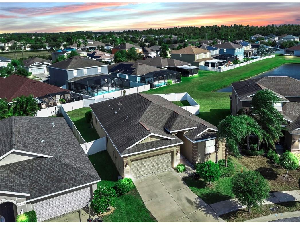 2408 Nighthawk Landing Court Ruskin FL 33570 TB8442986 image1