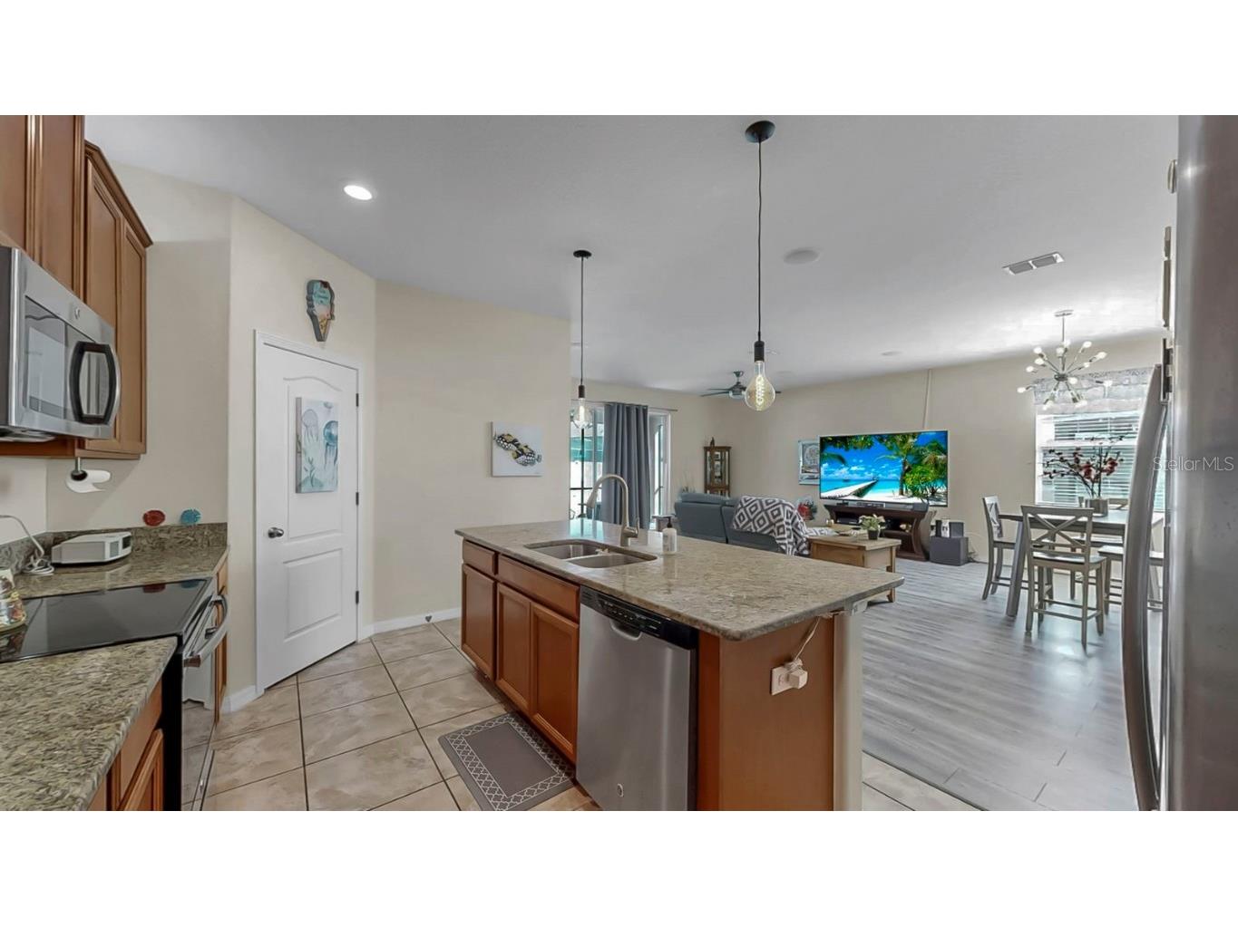 2408 Nighthawk Landing Court Ruskin FL 33570 TB8442986 image17