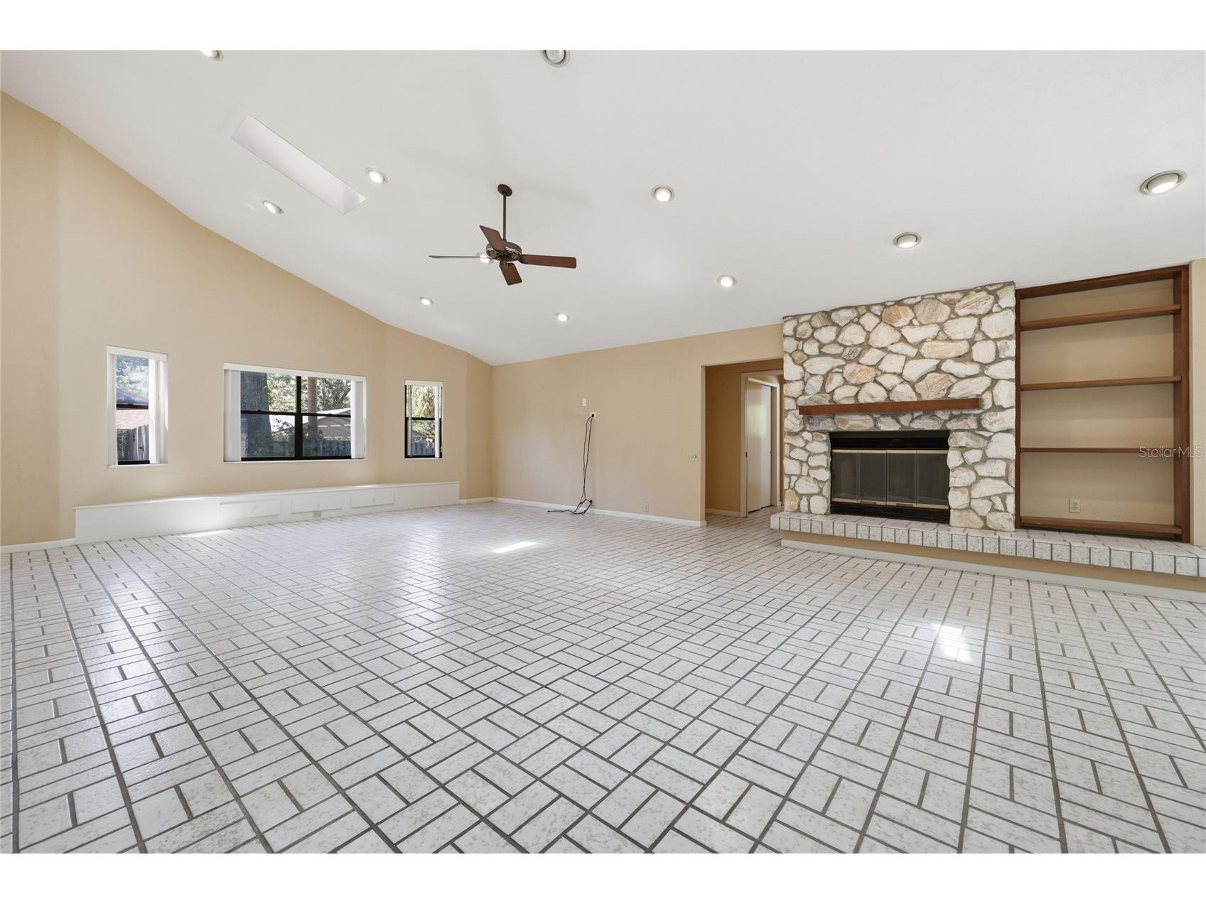 2408 NW 14th Place Gainesville FL 32605 GC538957 image12