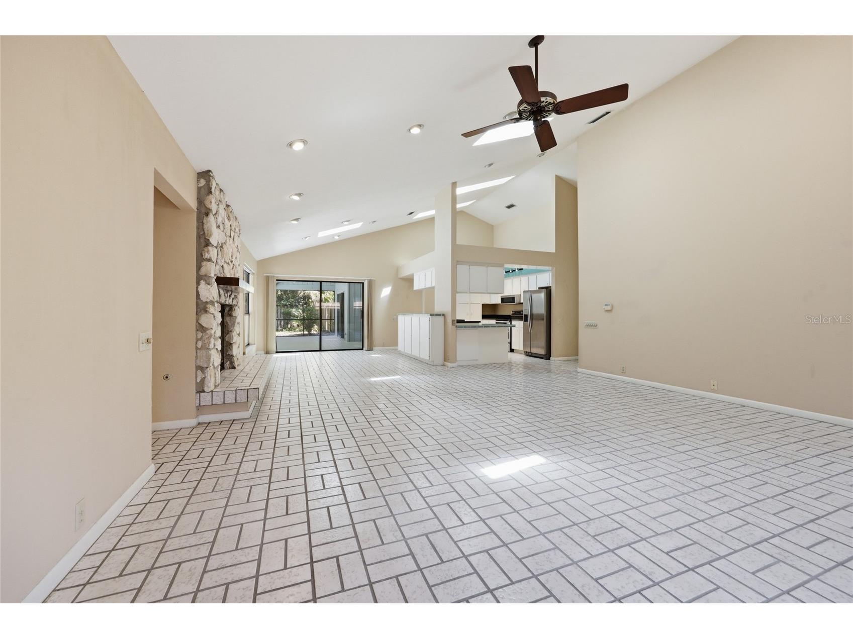 2408 NW 14th Place Gainesville FL 32605 GC538957 image15