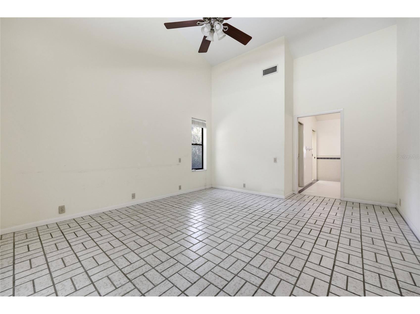 2408 NW 14th Place Gainesville FL 32605 GC538957 image27