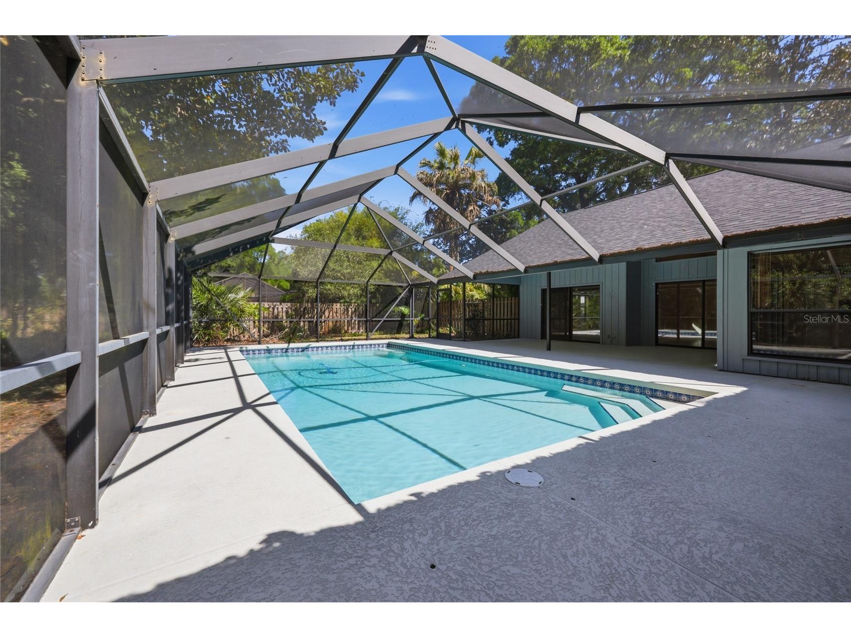 2408 NW 14th Place Gainesville FL 32605 GC538957 image60