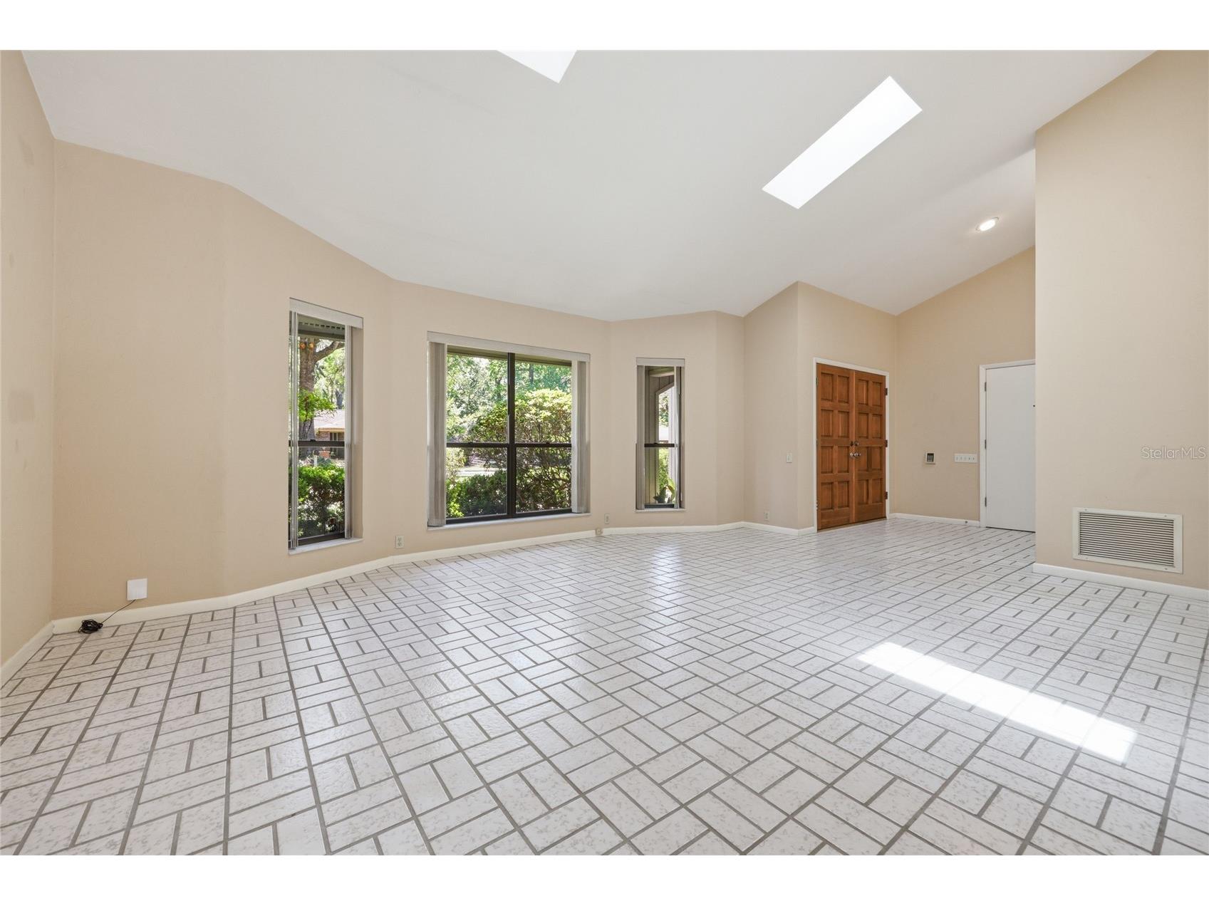 2408 NW 14th Place Gainesville FL 32605 GC538957 image9