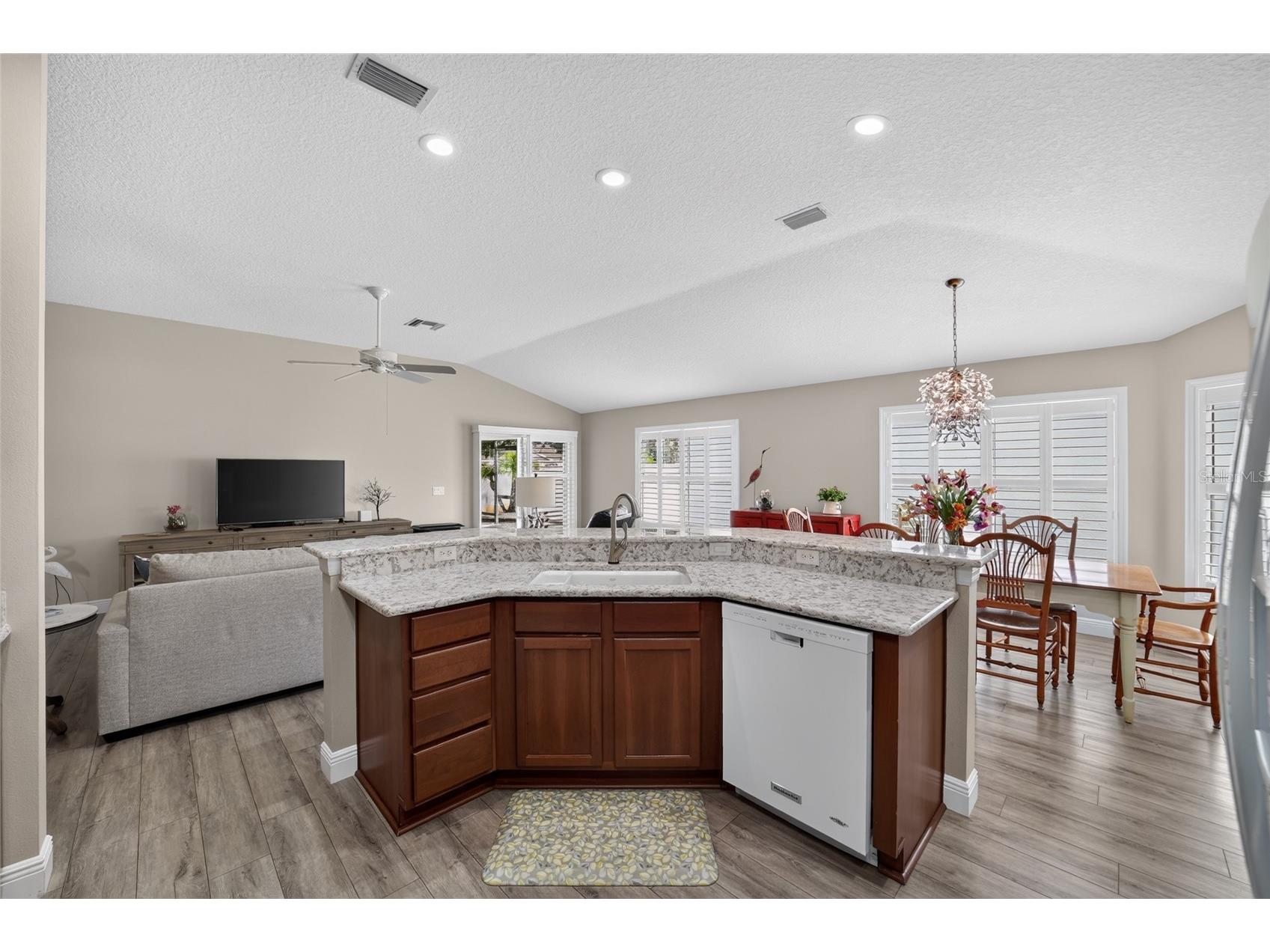 2408 Saffron Lane The Villages FL 32162 OM728821 image9