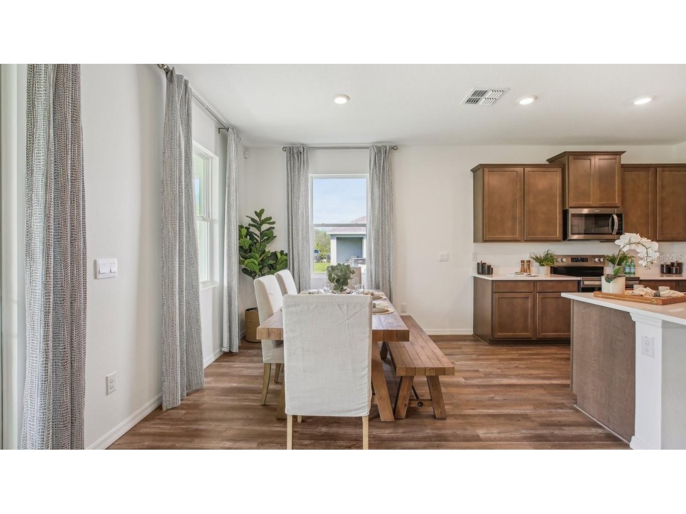 2408 Stratten Drive Zephyrhills FL 33541 TB8452568 image9