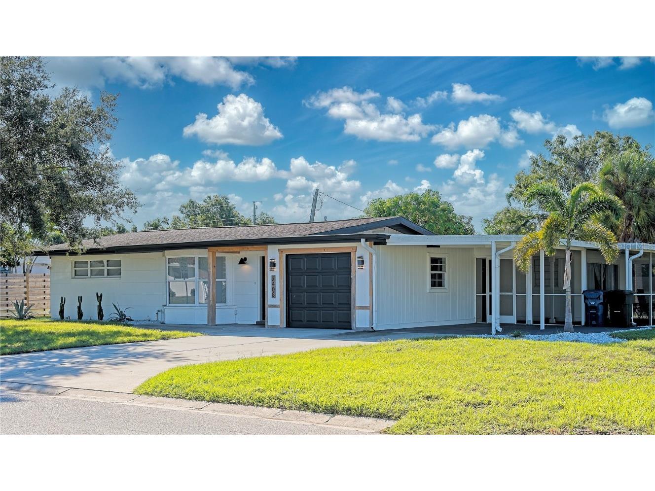 2408 Sunnyside Street Sarasota FL 34239 A4585840 image1