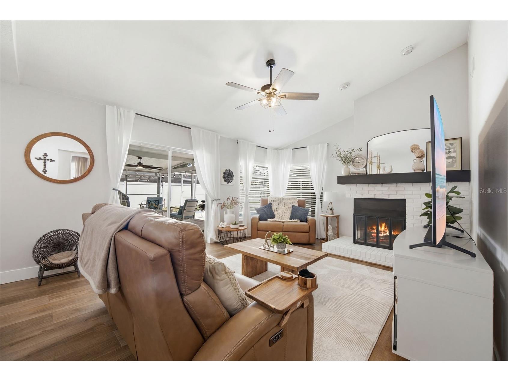 2409 Arborwood Drive Valrico FL 33596 TB8521870 image17