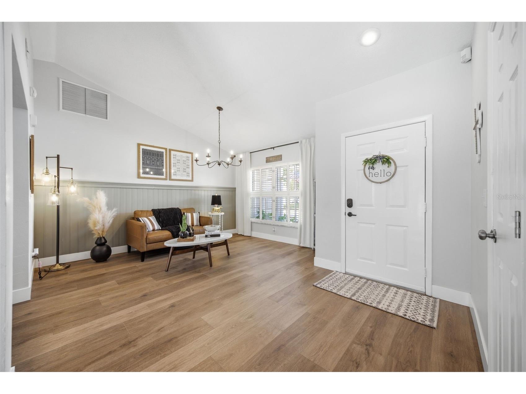 2409 Arborwood Drive Valrico FL 33596 TB8521870 image3