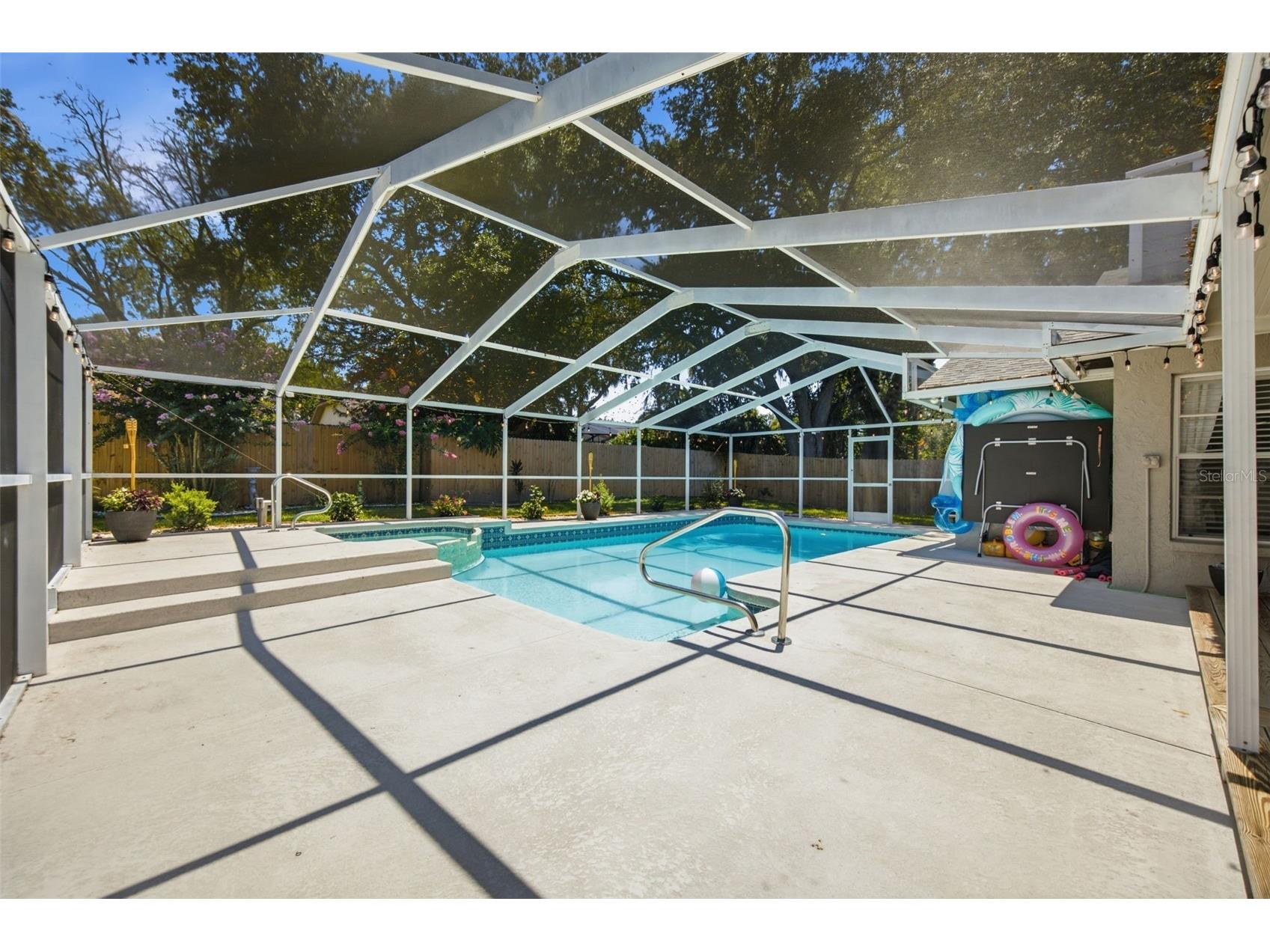 2409 Arborwood Drive Valrico FL 33596 TB8521870 image36
