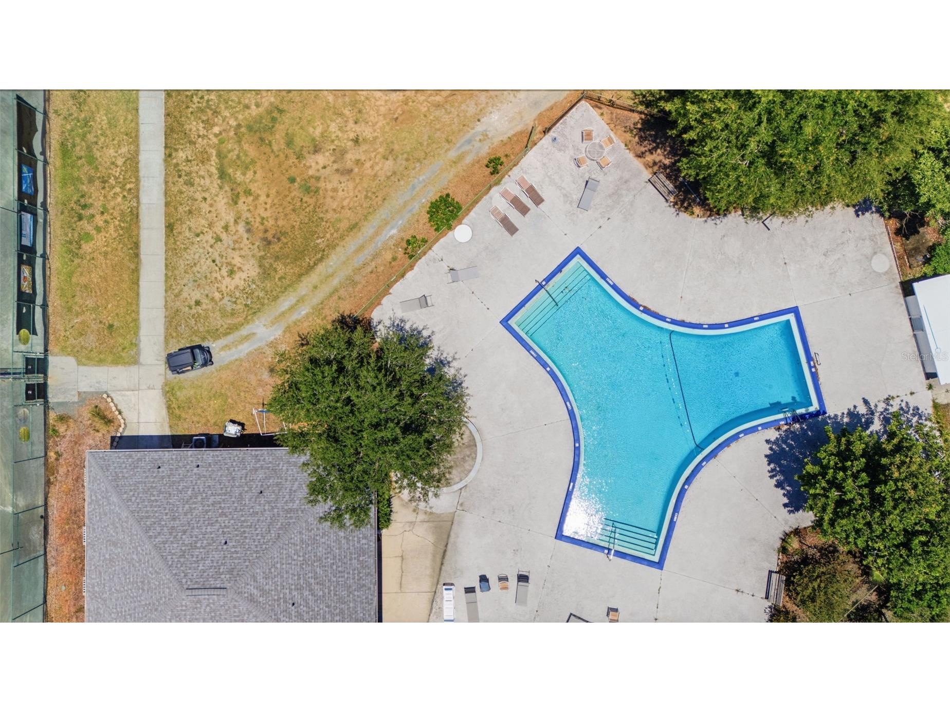 2409 Arborwood Drive Valrico FL 33596 TB8521870 image53