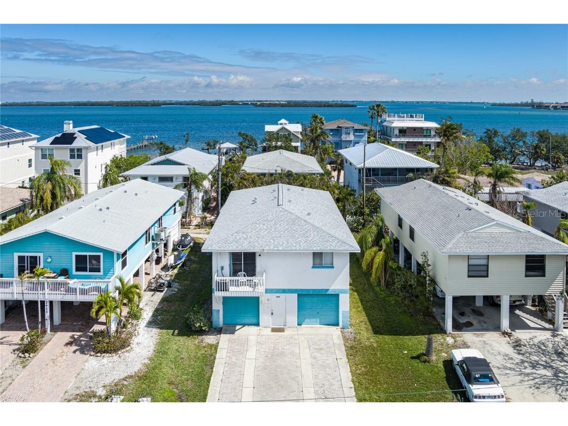 2409 Avenue B Bradenton Beach FL 34217 A4642117 image2