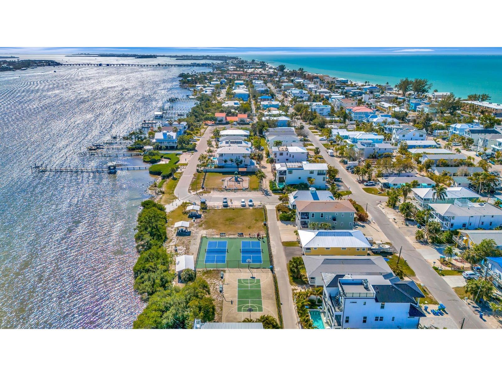 2409 Avenue B Bradenton Beach FL 34217 A4682915 image13