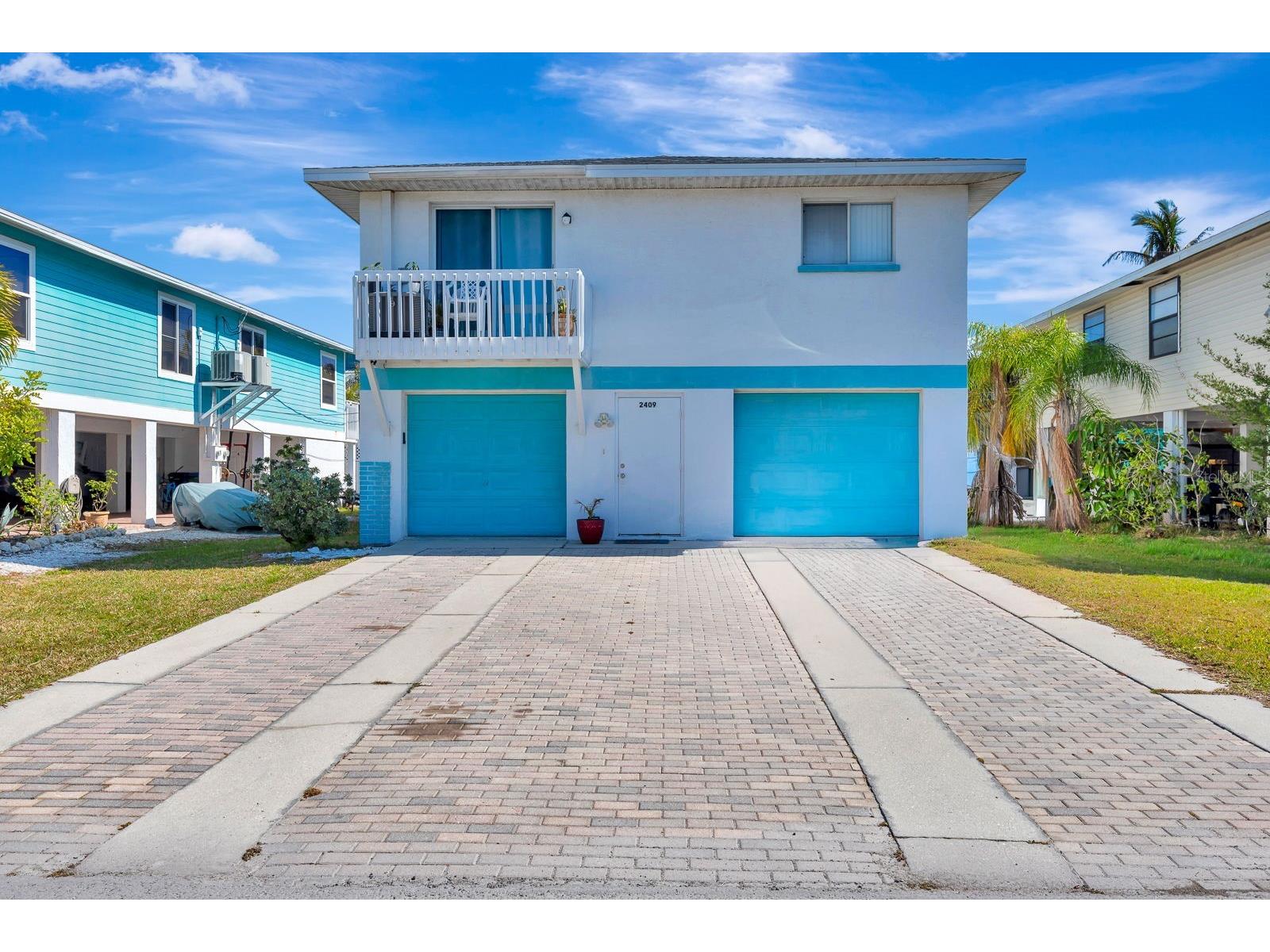 2409 Avenue B Bradenton Beach FL 34217 A4682915 image2