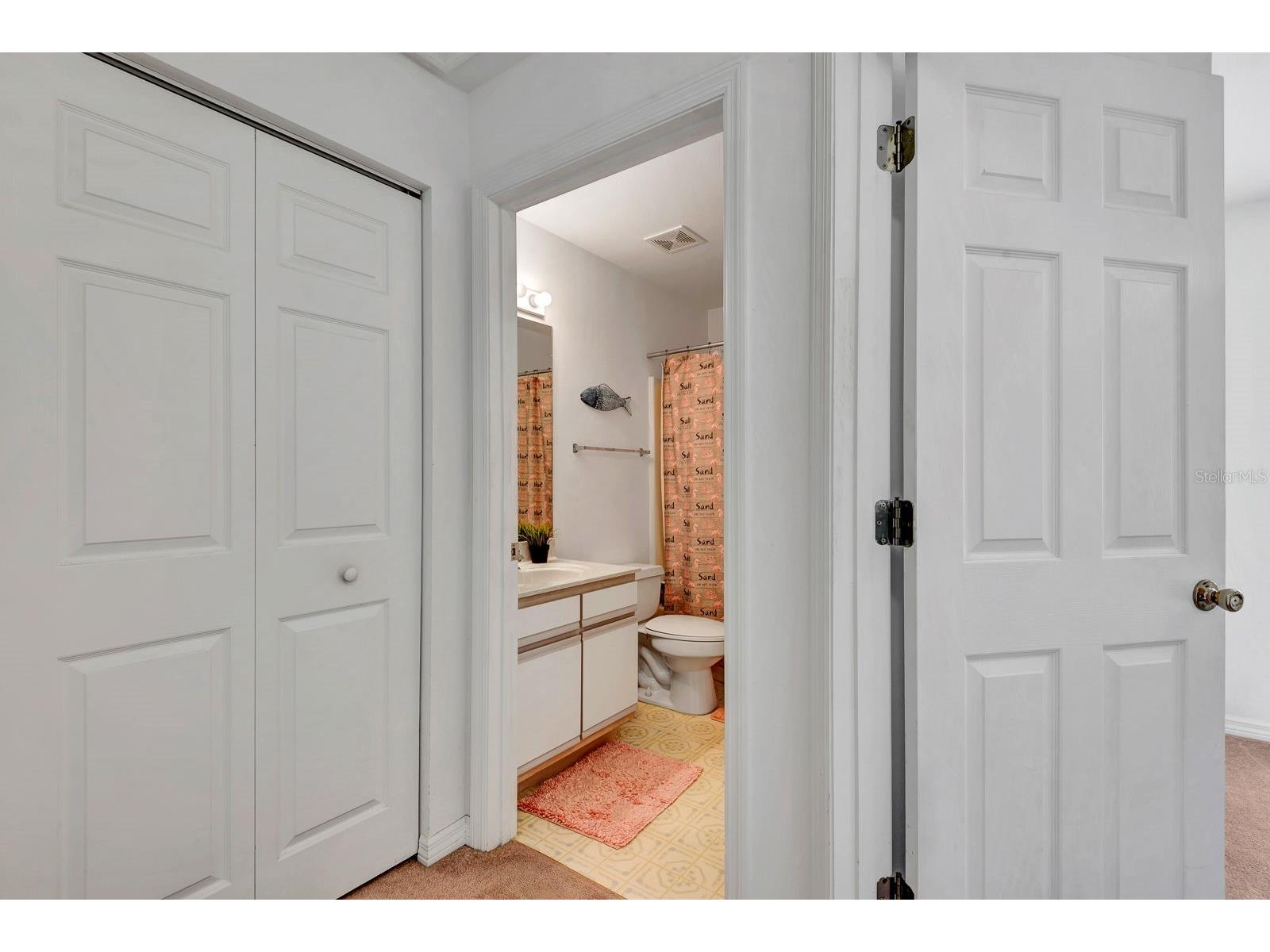 2409 Avenue B Bradenton Beach FL 34217 A4682915 image38