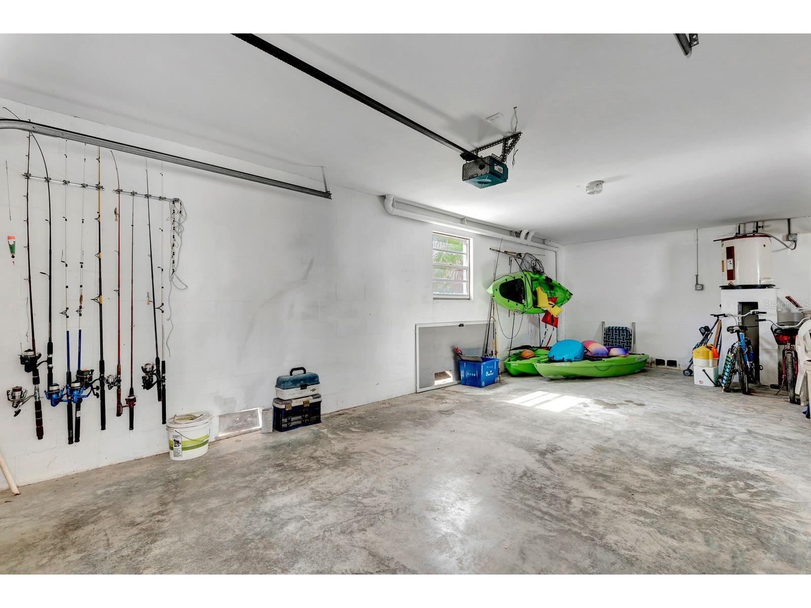 2409 Avenue B Bradenton Beach FL 34217 A4682915 image46