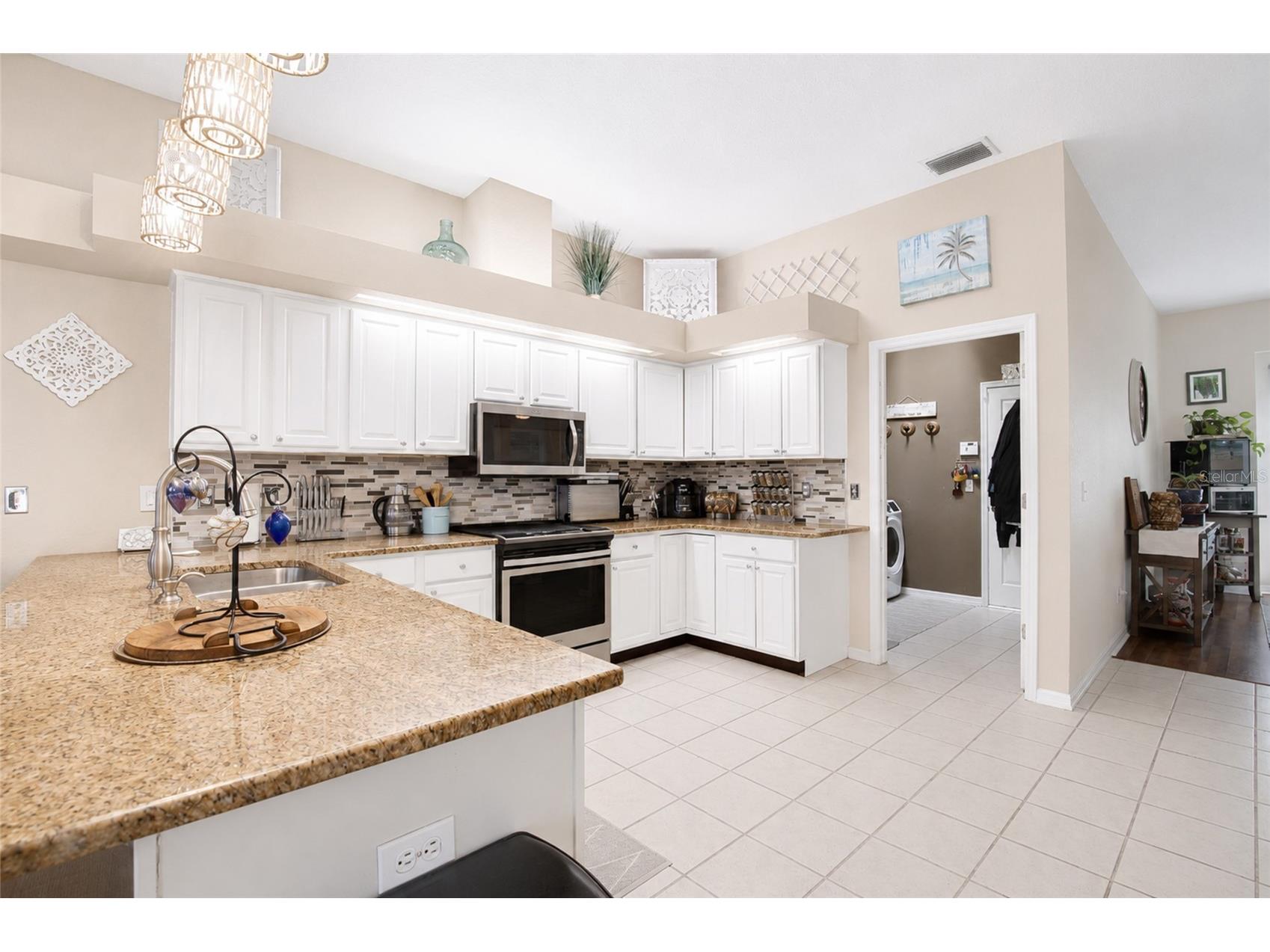 2409 Dana Drive Safety Harbor FL 34695 TB8525055 image10