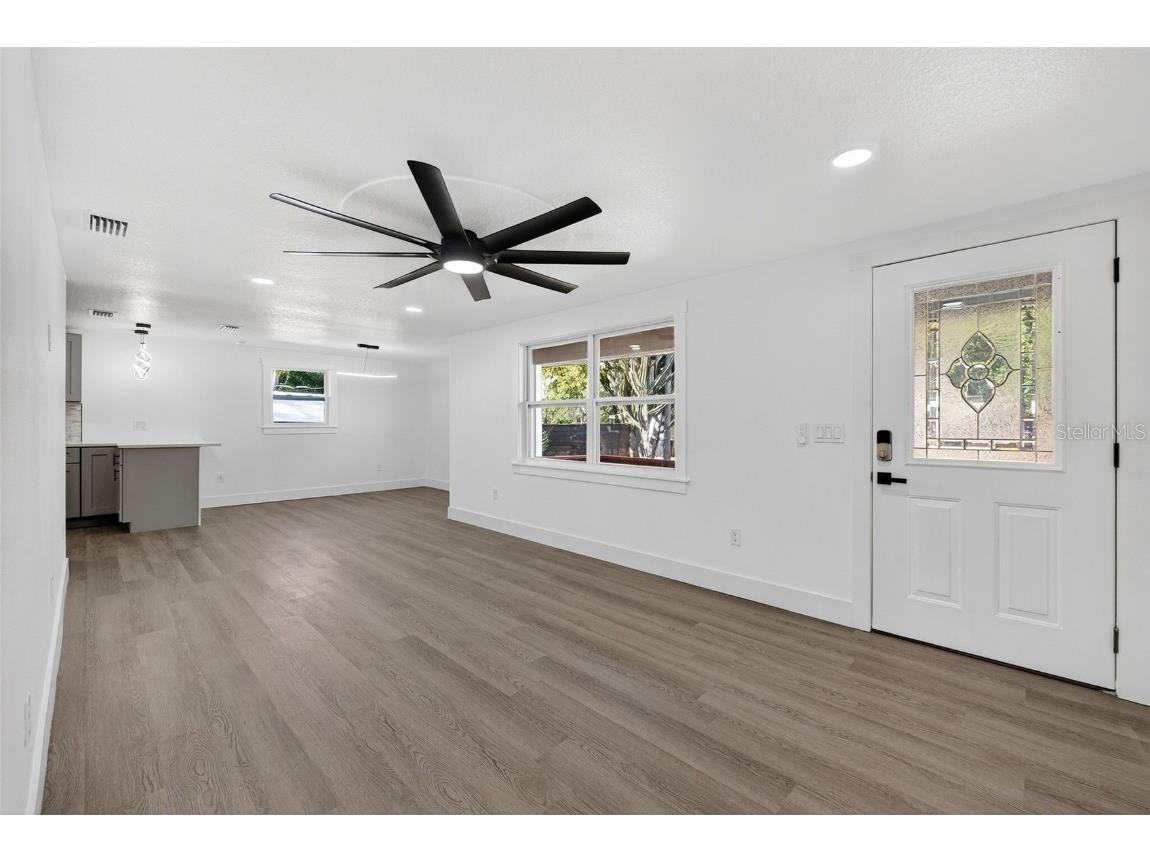 2409 Garbelia Avenue Orlando FL 32817 O6362011 image16