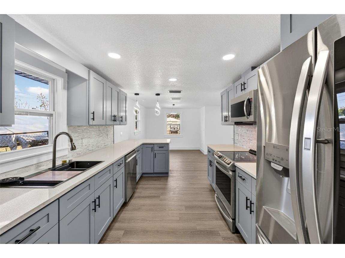 2409 Garbelia Avenue Orlando FL 32817 O6362011 image32