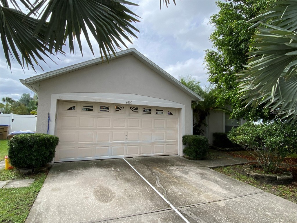 2409 Hybrid Drive Kissimmee FL 34758 S5113772 image1